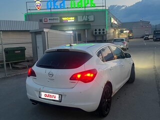 2010 Opel Astra J, белый, 390000 рублей, вид 5