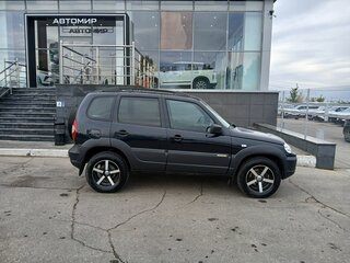 2016 Chevrolet Niva I Рестайлинг, синий, 570000 рублей, вид 4