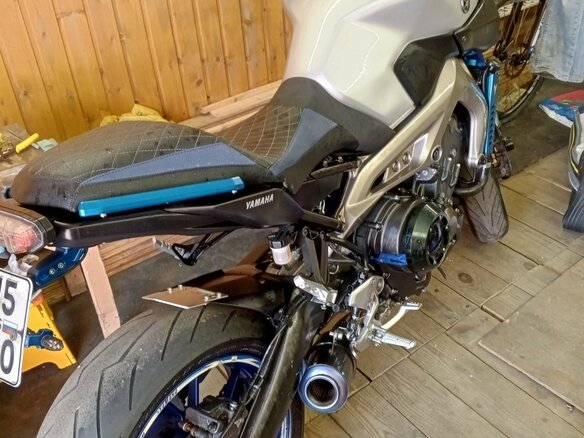 2015 Yamaha MT-09 (FZ-09), серый, 650000 рублей - вид 16