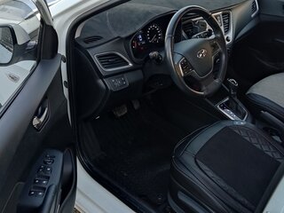 2018 Hyundai Solaris II, белый, 1280000 рублей, вид 4