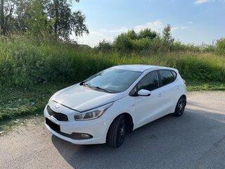 2012 Kia Ceed II, белый, 670000 рублей, вид 2