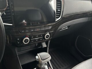 2020 Isuzu D-Max III, белый, 4500000 рублей, вид 4