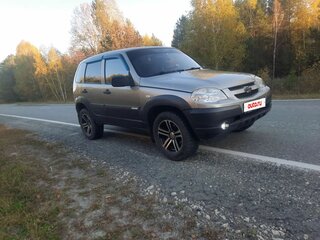 2012 Chevrolet Niva I Рестайлинг, серый, 425000 рублей, вид 3