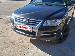 2007 Volkswagen Touareg I Рестайлинг, чёрный, 970000 рублей, вид 1