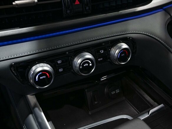 2025 Changan CS95 I Рестайлинг 2, белый, 4859900 рублей - вид 29