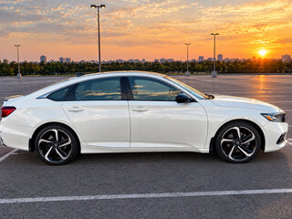 2022 Honda Accord X Рестайлинг, белый, 2800 рублей, вид 4