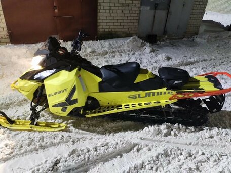 2016 BRP Ski-Doo Summit 800, жёлтый, 840000 рублей, вид 1