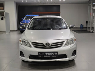 2010 Toyota Corolla X (E140, E150) Рестайлинг, серебристый, 1100000 рублей, вид 2
