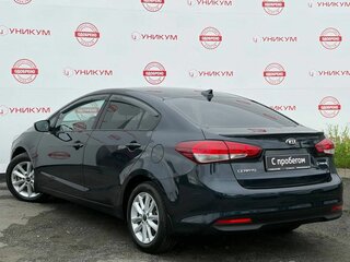2018 Kia Cerato III Рестайлинг (Classic), синий, 1389000 рублей, вид 3