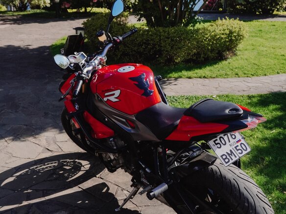 2015 BMW S 1000 R, красный, 770000 рублей - вид 8