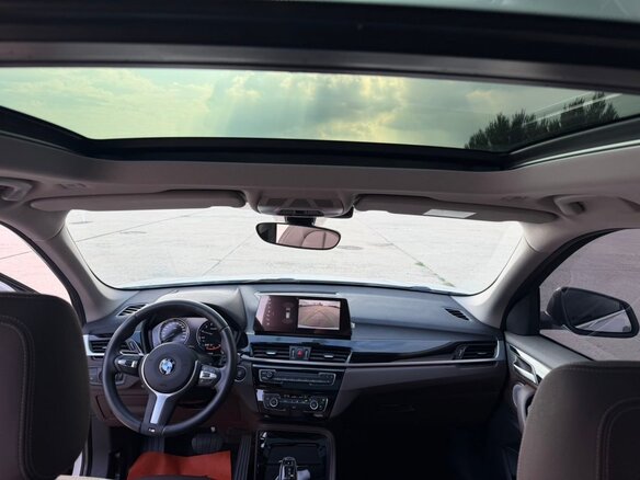 2022 BMW X1 20Li sDrive II (F48) Рестайлинг, белый - вид 9