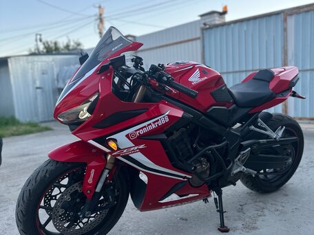2019 Honda CBR 650R, красный, 820000 рублей, вид 2