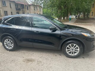 2022 Ford Escape IV, чёрный, 1750000 рублей, вид 4