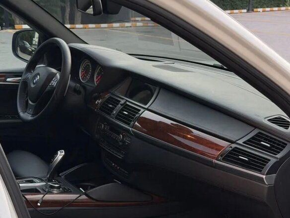2011 BMW X5 M I (E70), белый, 1750000 рублей - вид 23