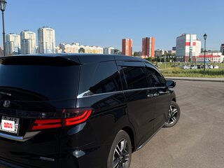 2016 Honda Odyssey V, чёрный, 2150000 рублей, вид 4
