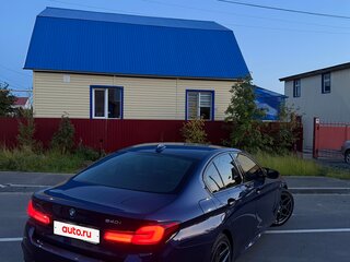 2017 BMW 5 серии 540i xDrive VII (G30/G31/G38), синий, 5000000 рублей, вид 4