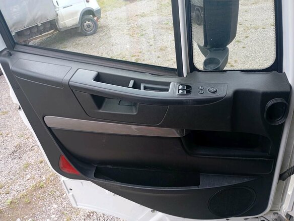 2019 Iveco Stralis, белый, 3857000 рублей - вид 8