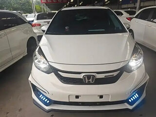 2023 Honda Fit IV Рестайлинг, белый, 1230000 рублей, вид 2