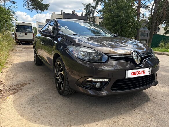 2013 Renault Fluence I Рестайлинг, коричневый, 900000 рублей