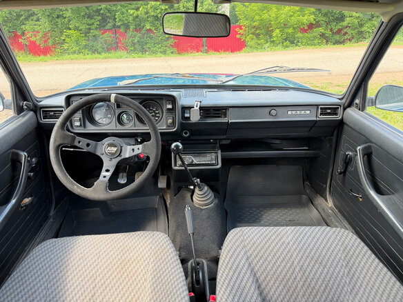 2009 Lada (ВАЗ) 2105, синий, 150000 рублей - вид 24
