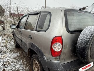 2011 Chevrolet Niva I Рестайлинг, серый, 300000 рублей, вид 5