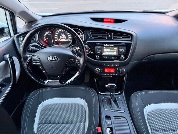 2014 Kia Ceed II, белый - вид 3
