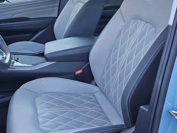2023 Volkswagen Tavendor I, серый, 4790000 рублей - вид 32