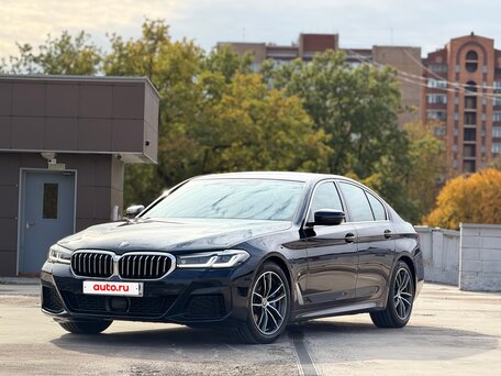 2022 BMW 5 серии 520i VII (G30/G31/G38) Рестайлинг, синий, 5700000 рублей, вид 1