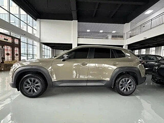 2023 Mazda CX-50, бежевый, 2675000 рублей, вид 2