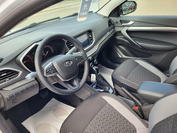2026 Lada (ВАЗ) Vesta I Рестайлинг (NG), белый - вид 8