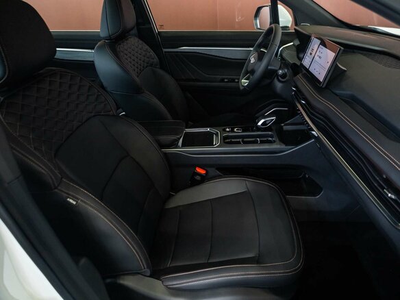 2026 Geely Okavango I Рестайлинг, белый, 4085990 рублей - вид 8