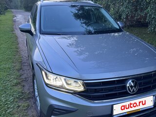 2021 Volkswagen Tiguan II Рестайлинг, серебристый, 4150000 рублей, вид 2