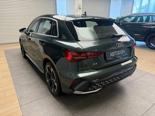 2026 Audi A3 Sportback 35 TFSI IV (8Y) Рестайлинг, зелёный, 4150000 рублей, вид 3