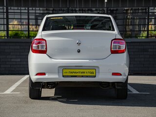 2018 Renault Logan II, белый, 450000 рублей, вид 3