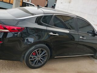 2018 Kia Optima IV, чёрный, 1755000 рублей, вид 2