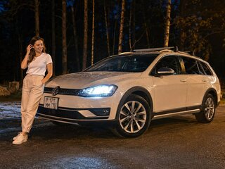 2016 Volkswagen Golf Alltrack VII, белый, 1600000 рублей, вид 1