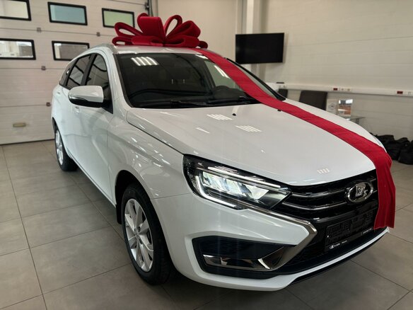 2026 Lada (ВАЗ) Vesta SW I Рестайлинг (NG), белый - вид 2
