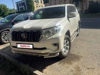 2018 Toyota Land Cruiser Prado 150 Series Рестайлинг 2, белый, 4990000 рублей, вид 3