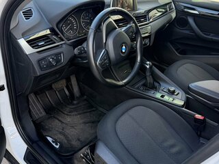 2016 BMW X1 18i sDrive II (F48), белый, 1699000 рублей, вид 3
