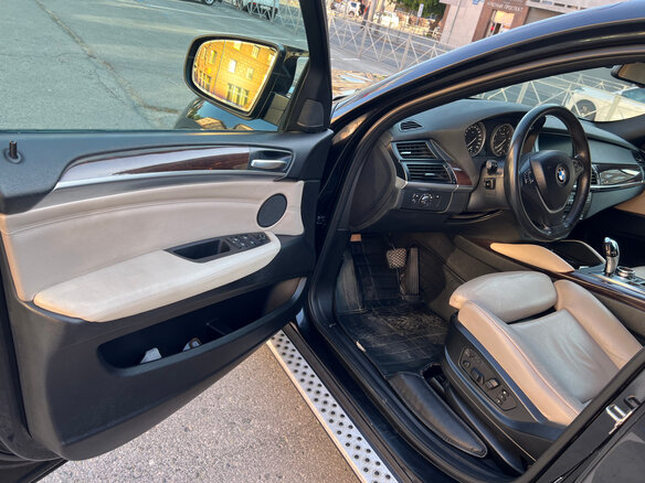 2010 BMW X6 35i 8-speed I (E71), чёрный, 2100000 рублей - вид 10
