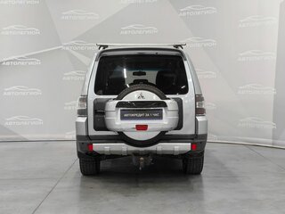 2007 Mitsubishi Pajero IV, серебристый, 1250000 рублей, вид 3