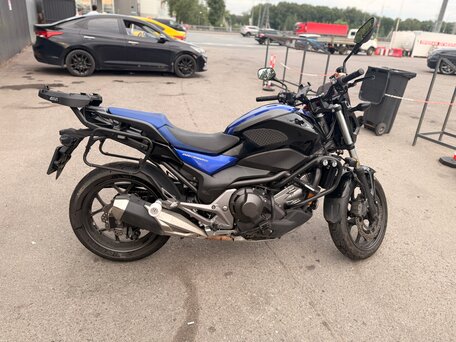 2020 Honda NC 750S, синий, 950000 рублей, вид 4