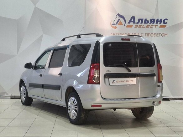 2013 Lada (ВАЗ) Largus I, серебристый, 320000 рублей - вид 4
