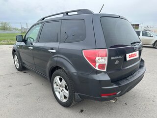 2010 Subaru Forester III, серый, 1100000 рублей, вид 4