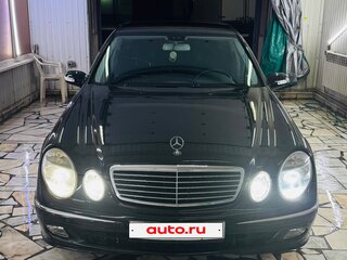 2004 Mercedes-Benz E-Класс 200 III (W211, S211), чёрный, 650000 рублей, вид 2
