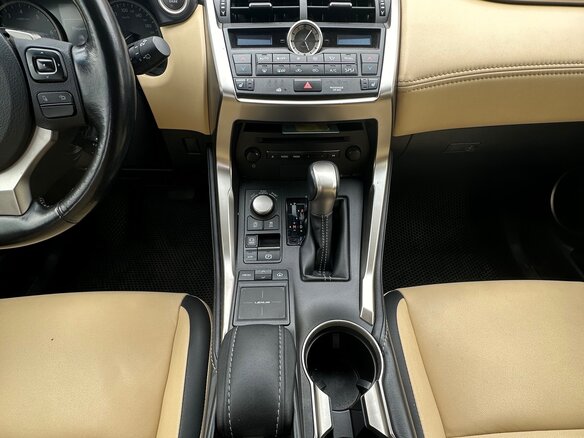 2016 Lexus NX 200 I, чёрный - вид 8