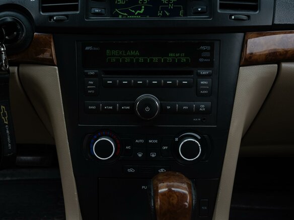 2008 Chevrolet Epica V250, чёрный, 540000 рублей - вид 12