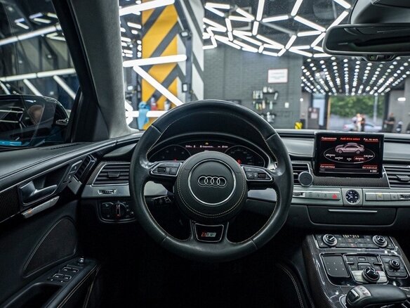 2016 Audi A8 Long III (D4) Рестайлинг, голубой - вид 13