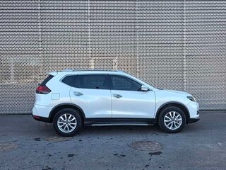 2021 Nissan X-Trail III Рестайлинг, белый, 1610111 рублей, вид 3