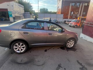 2013 Chevrolet Cobalt II, серый, 550000 рублей, вид 2